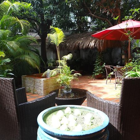 Alibi Guesthouse Phnom Penh Eksteriør bilde