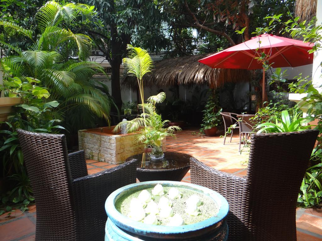 Alibi Guesthouse Phnom Penh Eksteriør bilde