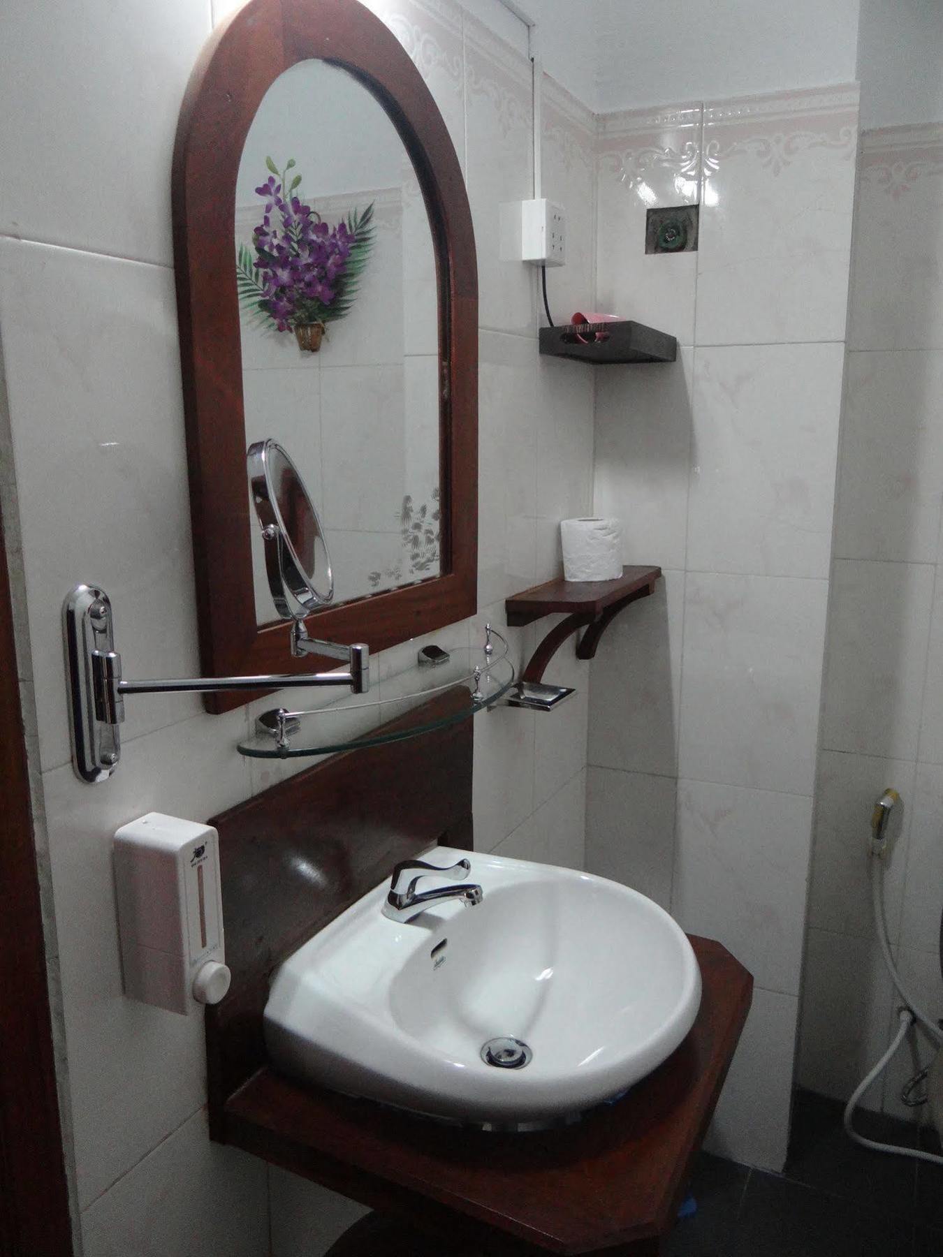 Alibi Guesthouse Phnom Penh Eksteriør bilde